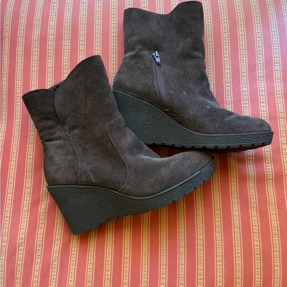 Kelly & Katie Dark Brown Wedge Boots
